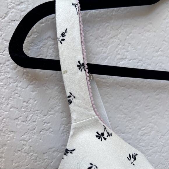 Cacique Bra Women's 42DDD Cream Black Floral Lightly Lined Full Coverage 4 Hook - Picture 7 of 13